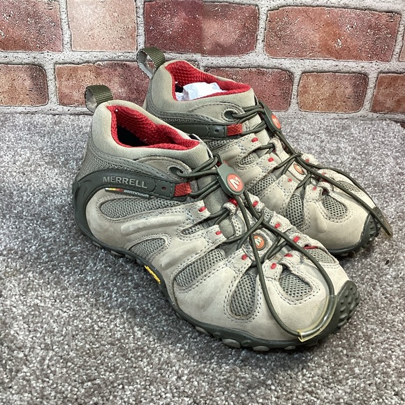 Merrell Chameleon 8 Stretch Womens hiking shoes boots size 6 - Picture 1 of 7